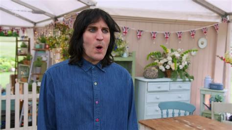 great british bake off noel fielding.